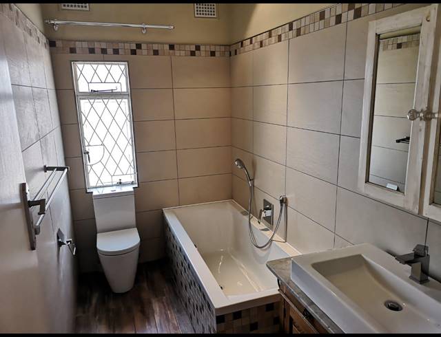 4 BEDROOM HOUSE TO LET IN ATHLONE